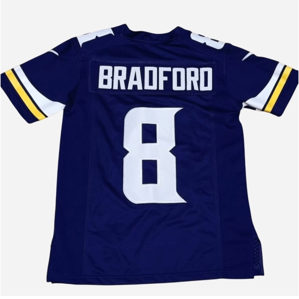 NFL Youth Purple Vikings #8 Bradford Jersey - Picture 2 of 4
